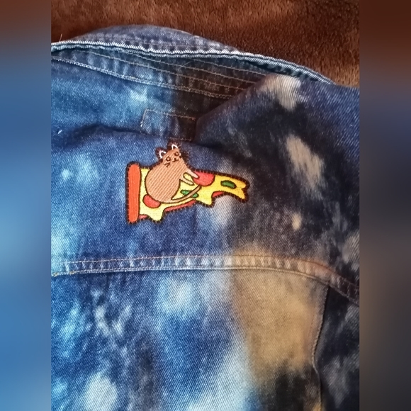 Custom DIY Vintage Acid Wash denim jacket with hand stitched patches. - Picture 9 of 10